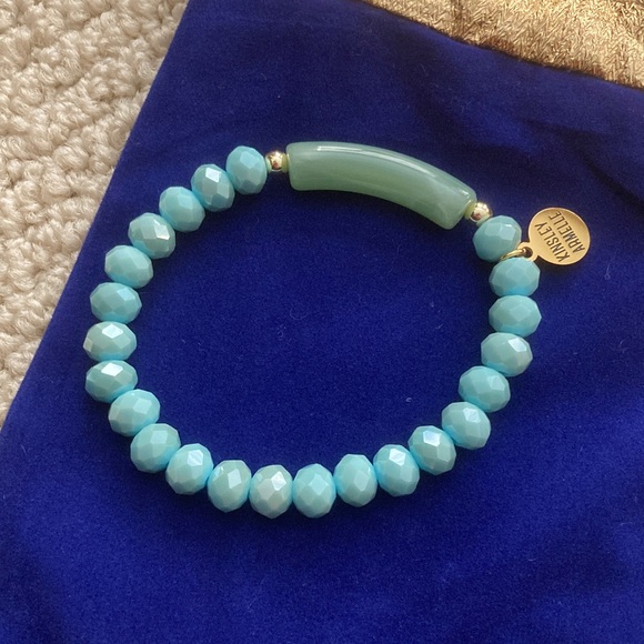 NEW Kinsley Armelle Caspien Collection Mint Bracelet with Velvet Pouch $30 NIB - Picture 4 of 7